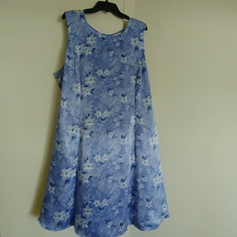 Beautiful!!! NWT DBYII LTD sleeveless blue dress
